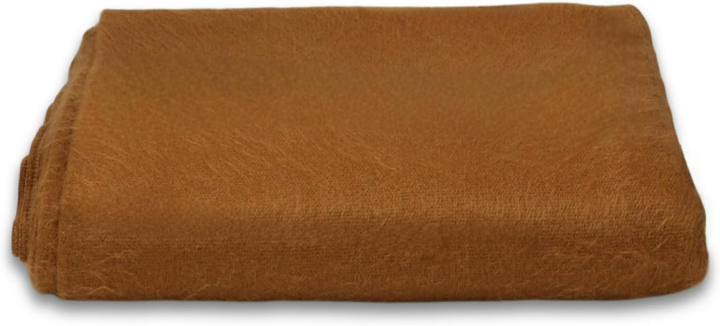 LATITUDE ZERO, Alpaca Wool Throw Blanket | Warm, Ultra-Soft, Breathable, Non-Itchy Blanket-Throw | Hypoallergenic and Beautiful Fabric (Brick Red)