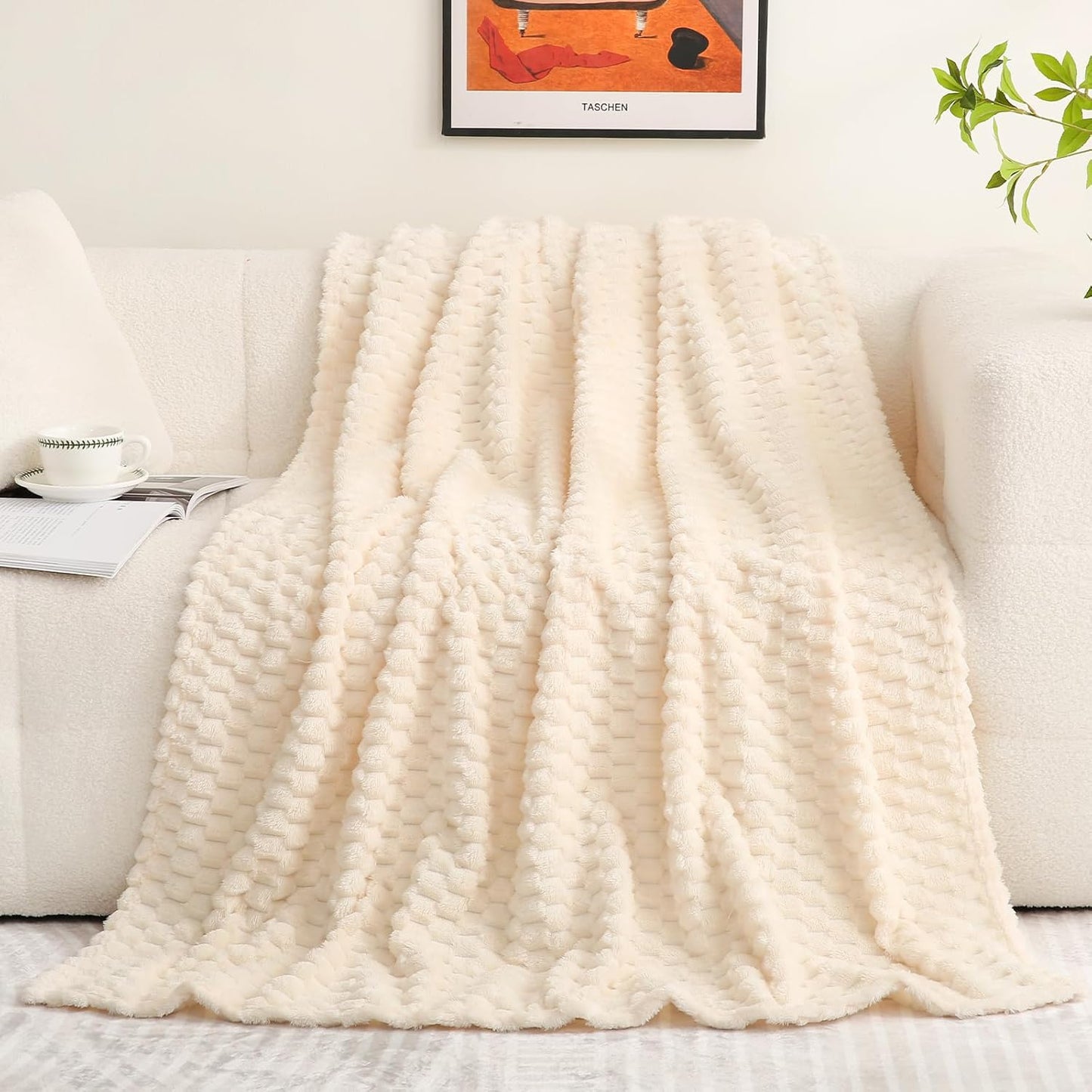 Puncuntex Hot Pink Throw Blanket 50"×60" inches Gifts for Mom Fuzzy 3D Jacquard Decorative Flannel Fleece Super Soft Plush Cozy Blanket for Couch Sofa Chair Lightweight
