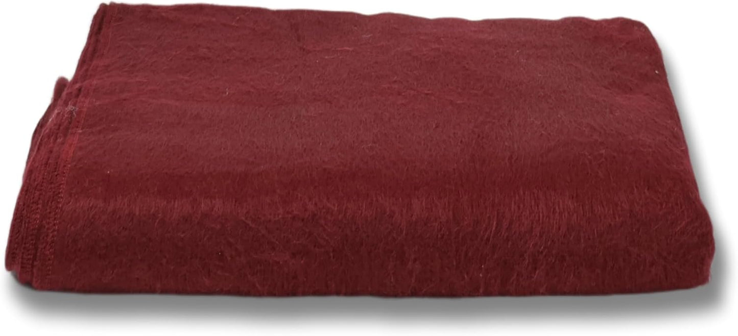 LATITUDE ZERO, Alpaca Wool Throw Blanket | Warm, Ultra-Soft, Breathable, Non-Itchy Blanket-Throw | Hypoallergenic and Beautiful Fabric (Brick Red)