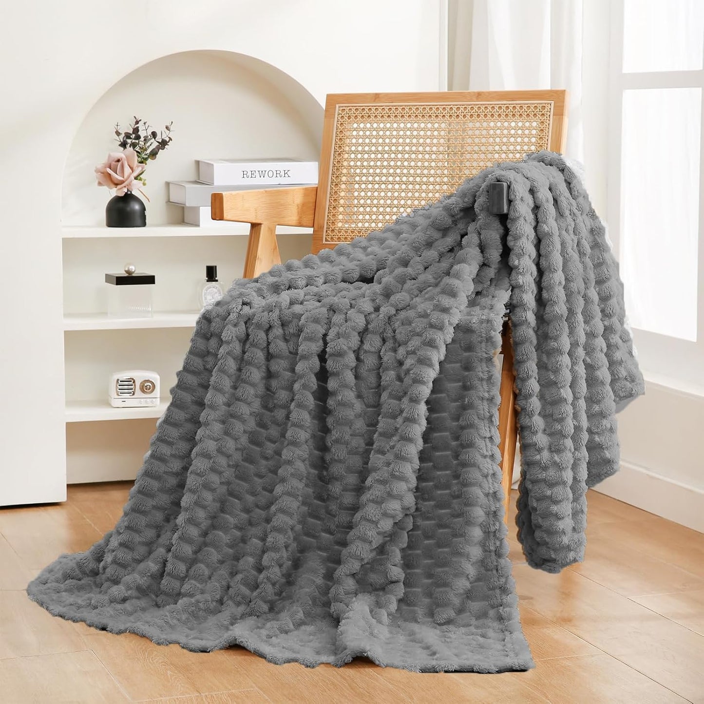 Puncuntex Hot Pink Throw Blanket 50"×60" inches Gifts for Mom Fuzzy 3D Jacquard Decorative Flannel Fleece Super Soft Plush Cozy Blanket for Couch Sofa Chair Lightweight