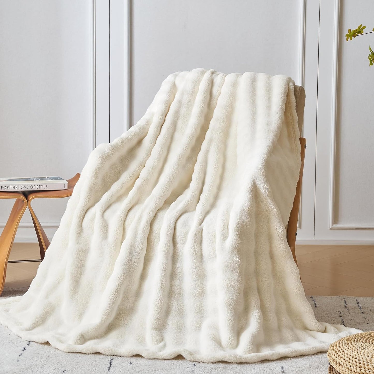 COOVA Fleece Throw Blanket for Couch, Super Soft and Cozy 3D Jacquard Warm Blankets, Lightweight and Fuzzy Throw for Bed, Sofa, Chair, Giftable (Navy Blue, 50"x60")