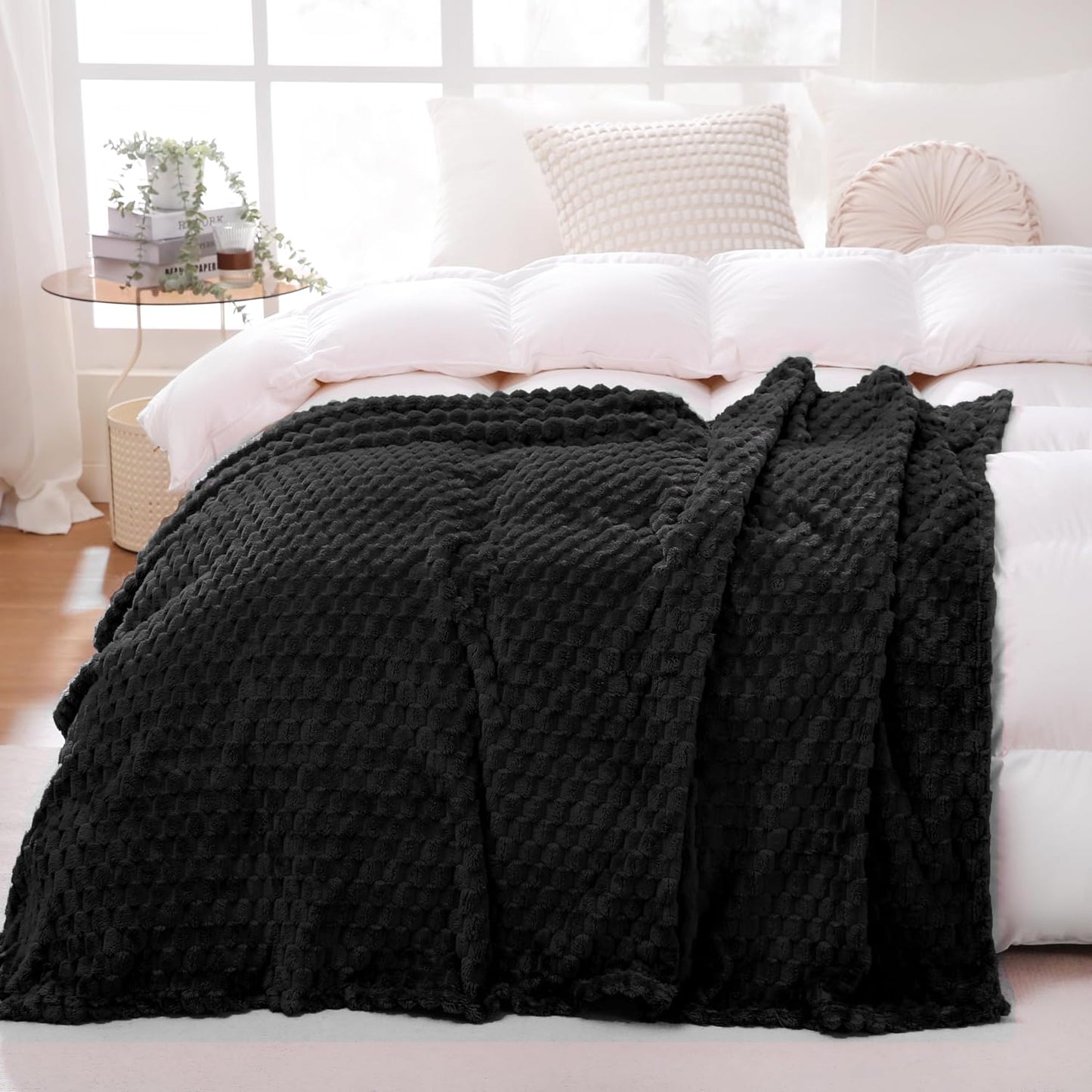 Puncuntex Hot Pink Throw Blanket 50"×60" inches Gifts for Mom Fuzzy 3D Jacquard Decorative Flannel Fleece Super Soft Plush Cozy Blanket for Couch Sofa Chair Lightweight