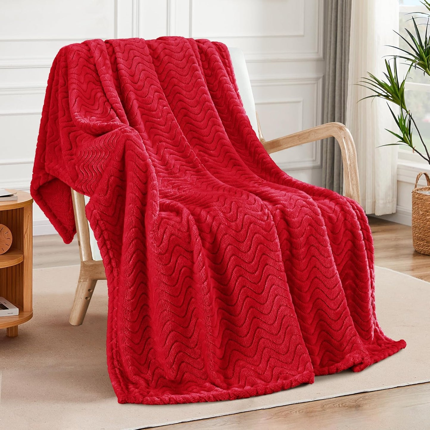 Exclusivo Mezcla Soft Fleece Throw Blanket for Couch, Cozy Lightweight Blankets with Decorative Wave Textured Suitable for All Season Use, Celadon, 50x70 Inches