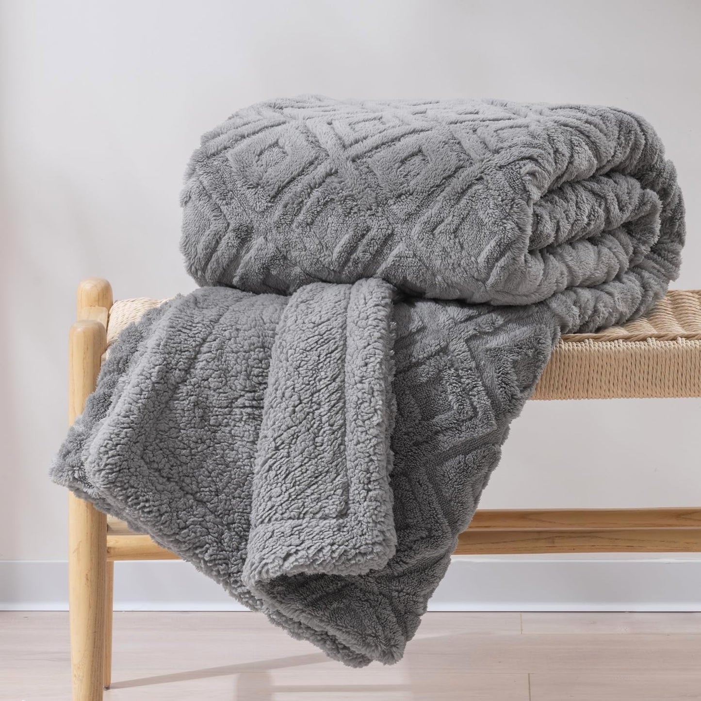 EVERGRACE Jacquard Boho Sherpa Fleece Throw Blanket for Couch, Super Soft Cozy Fuzzy Plush Blankets for Winter, Reversible Thick Warm Blanket for Bed, Sofa, Living Room, Off White, 50" x 60"