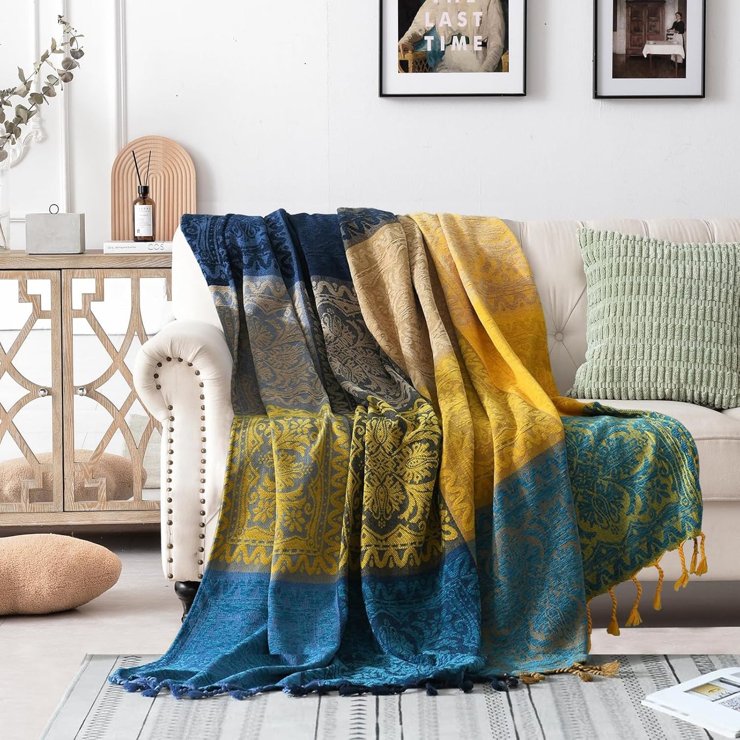 Boho Throw Blanket, Chenille Jacquard Tassels Throw Blankets for Bed Couch Soft Chair, Bohemian Fringe Tassels (Red, S:60x75