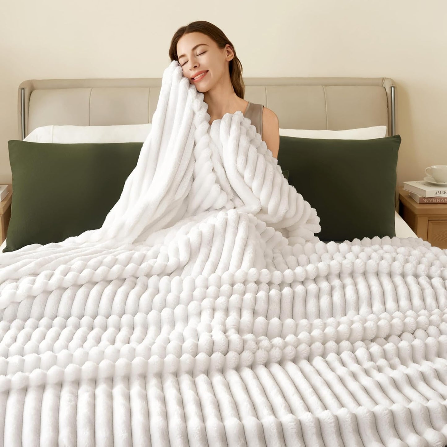 Joiedomi White Throw Blanket for Couch, Soft Fleece Blankets Birthday Gifts for Women Mom Girls, 3D Ribbed Jacquard Cozy Cute Soft Throw Aesthetic Gifts 50x60 Inches