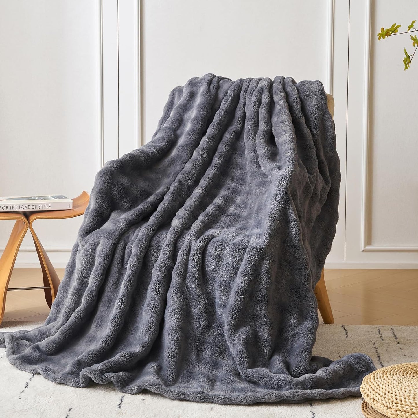 COOVA Fleece Throw Blanket for Couch, Super Soft and Cozy 3D Jacquard Warm Blankets, Lightweight and Fuzzy Throw for Bed, Sofa, Chair, Giftable (Navy Blue, 50"x60")