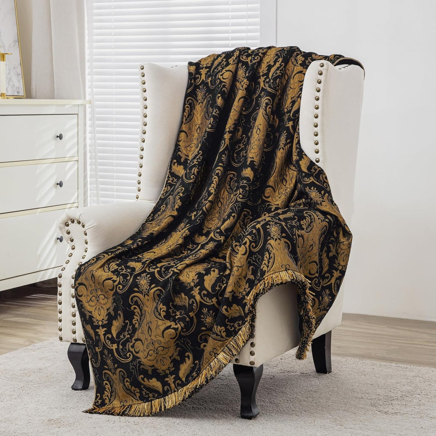 Loom and Mill Vintage Jacquard Throw Blankets for Bed, Classic Antique Damask Throws with Fringes Trim, Soft Lightweight Velvet Lined Throw Blanket for Sofa Couch Chair All Season(Bronze Gold,52”x72”)