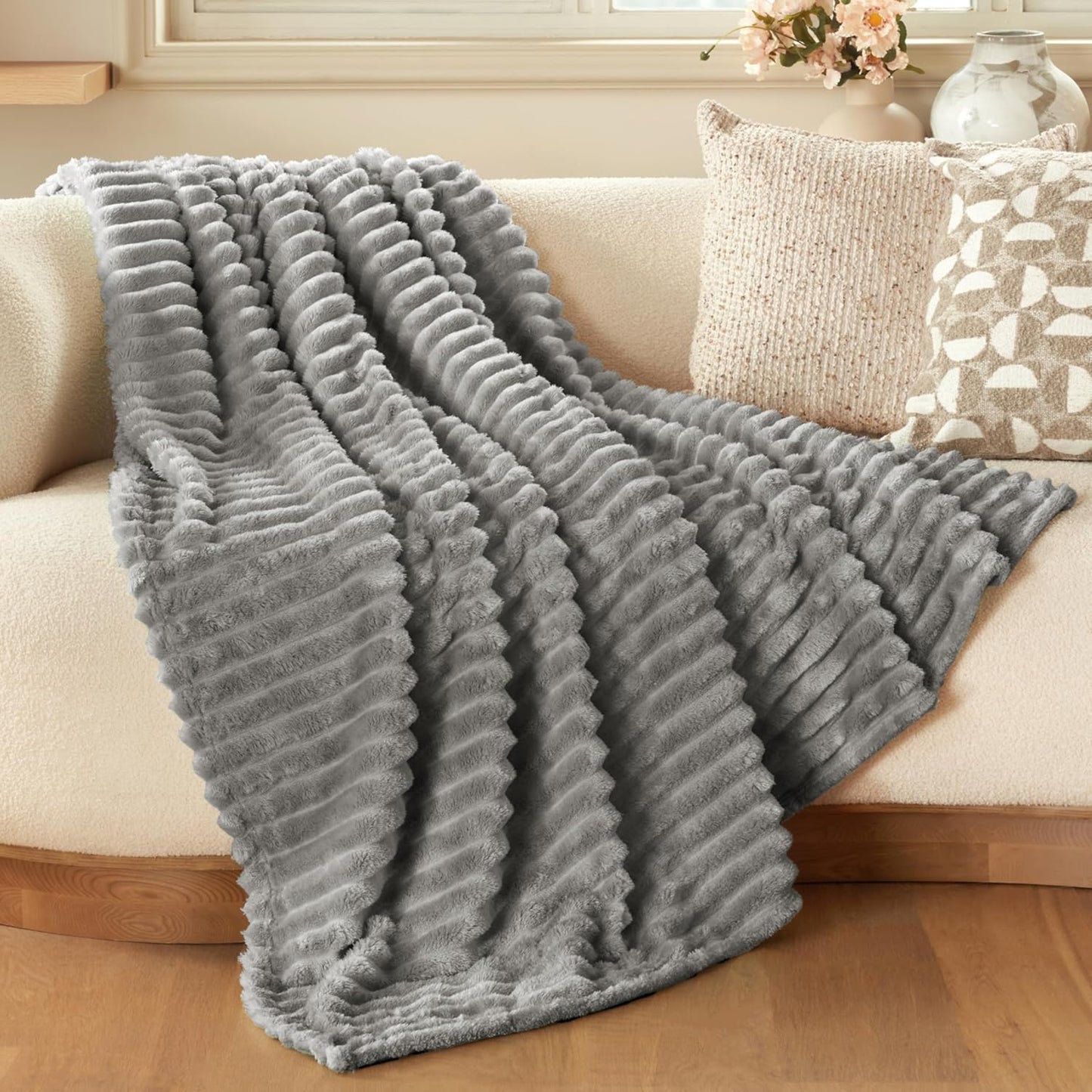 Joiedomi White Throw Blanket for Couch, Soft Fleece Blankets Birthday Gifts for Women Mom Girls, 3D Ribbed Jacquard Cozy Cute Soft Throw Aesthetic Gifts 50x60 Inches
