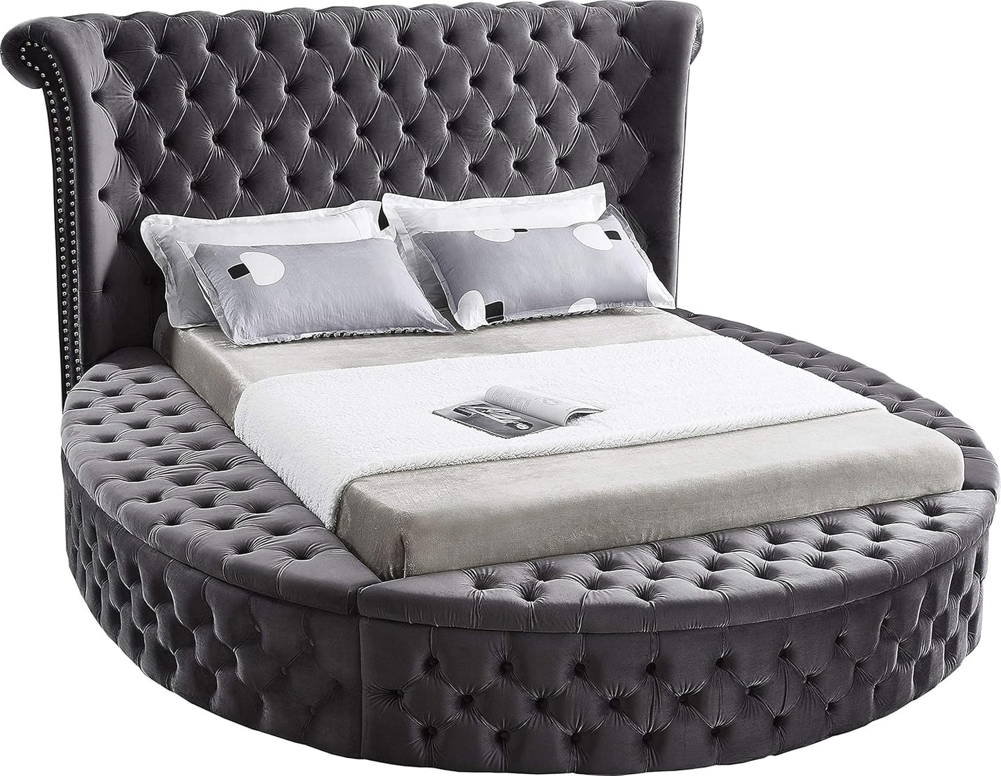 Meridian Furniture Luxus Collection Modern | Contemporary Round Shaped Velvet Upholstered Bed with Deep Button Tufting and Footboard Storage, King, Cream