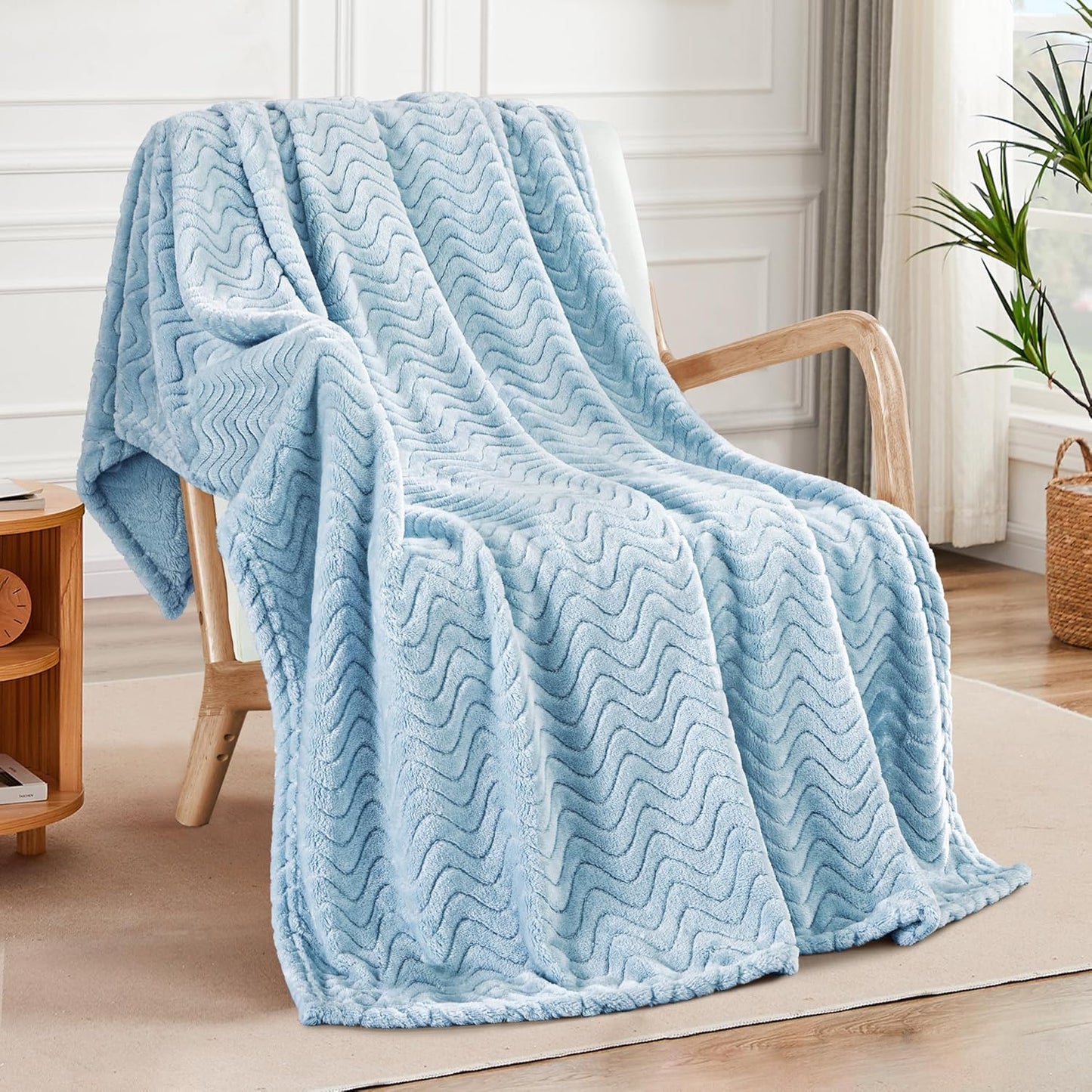 Exclusivo Mezcla Soft Fleece Throw Blanket for Couch, Cozy Lightweight Blankets with Decorative Wave Textured Suitable for All Season Use, Celadon, 50x70 Inches