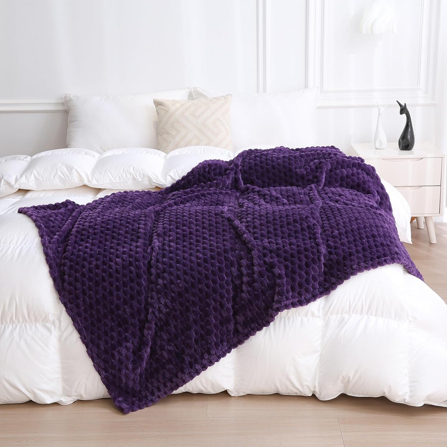 Puncuntex Hot Pink Throw Blanket 50"×60" inches Gifts for Mom Fuzzy 3D Jacquard Decorative Flannel Fleece Super Soft Plush Cozy Blanket for Couch Sofa Chair Lightweight