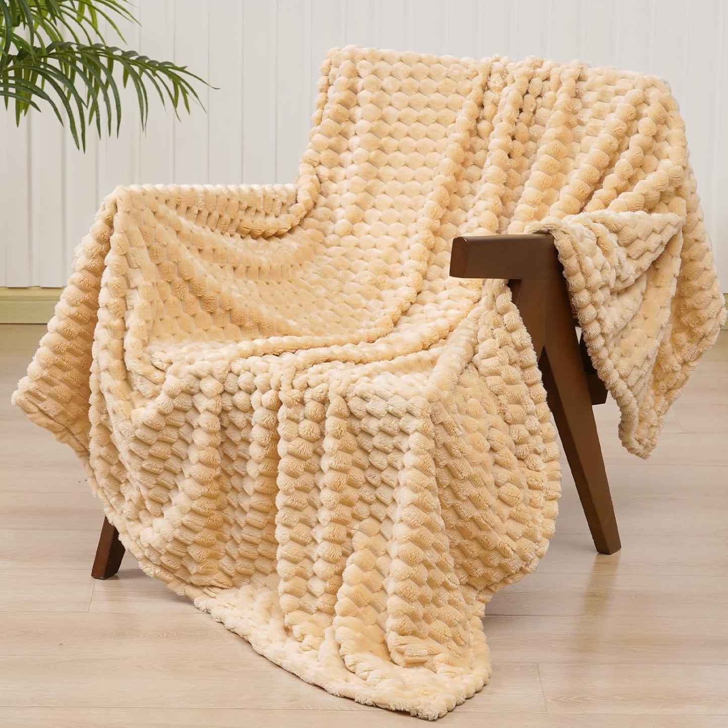 PHF Ultra Soft Flannel Fleece Blanket Queen Size, Lightweight 3D Jacquard Fleece Blanket, No Shedding, No Pilling, Luxury 340GSM Aesthetic Fluffy Cozy for Bed Room Decor, 90"x90", Camel/Light Khaki