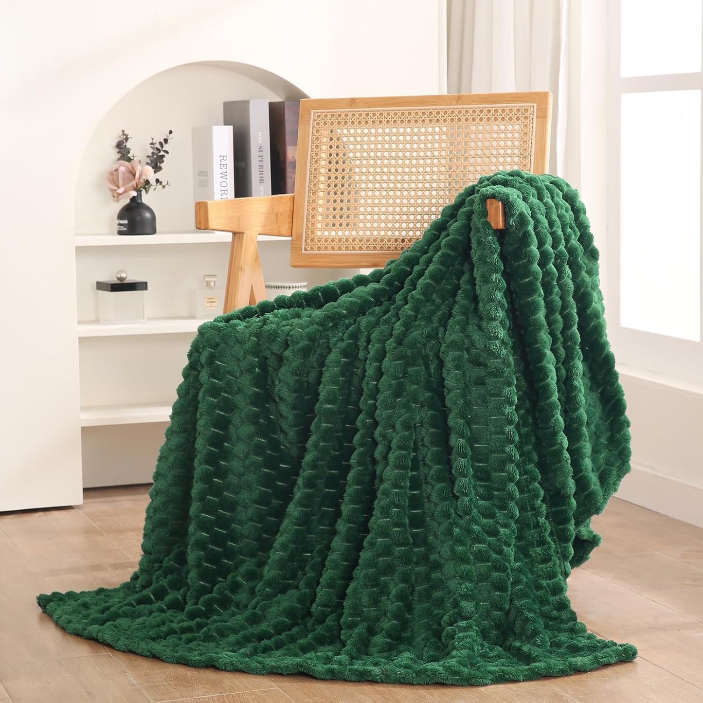 Puncuntex Hot Pink Throw Blanket 50"×60" inches Gifts for Mom Fuzzy 3D Jacquard Decorative Flannel Fleece Super Soft Plush Cozy Blanket for Couch Sofa Chair Lightweight